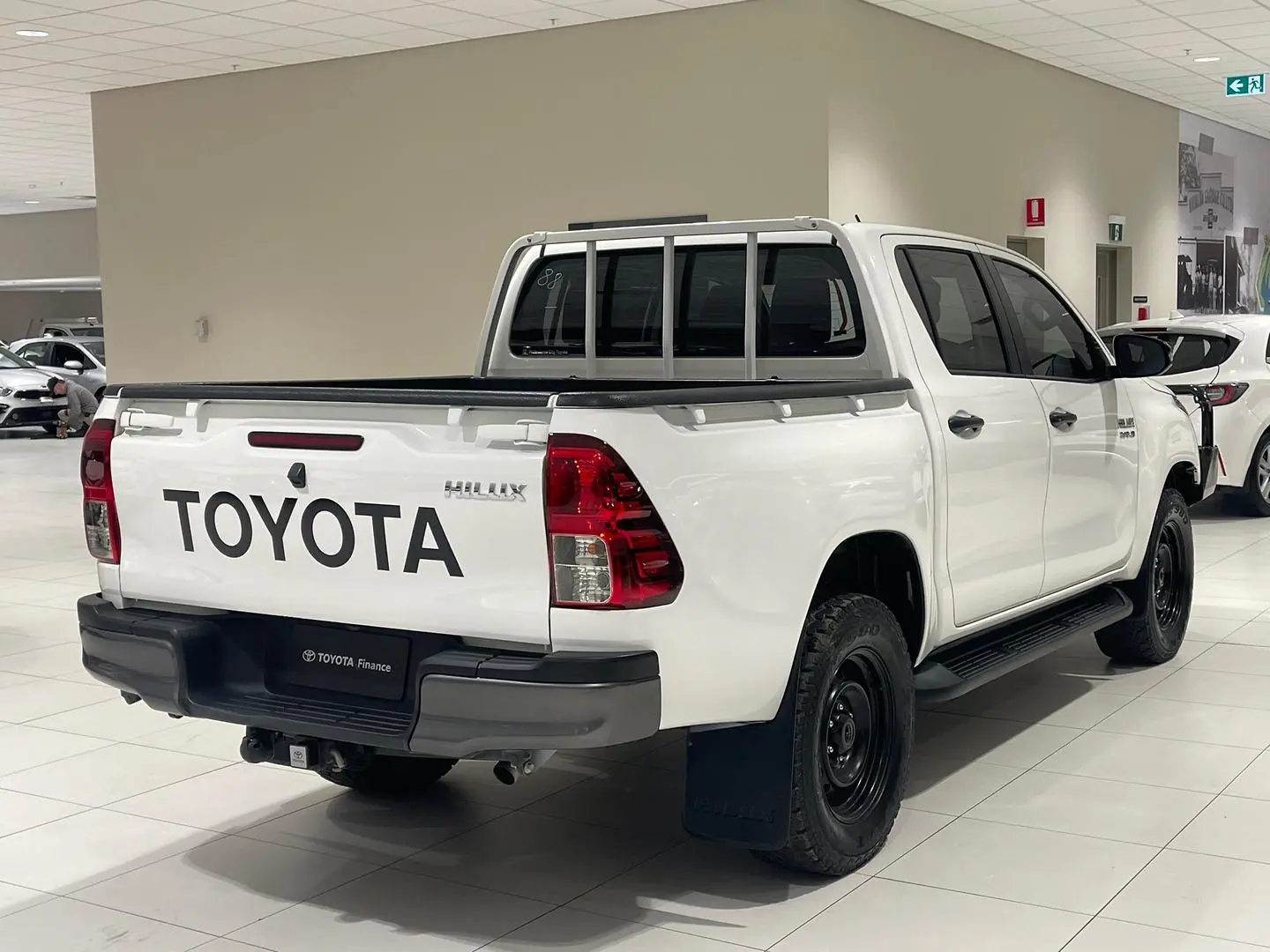 2020 Toyota Hilux Gallery Image 10