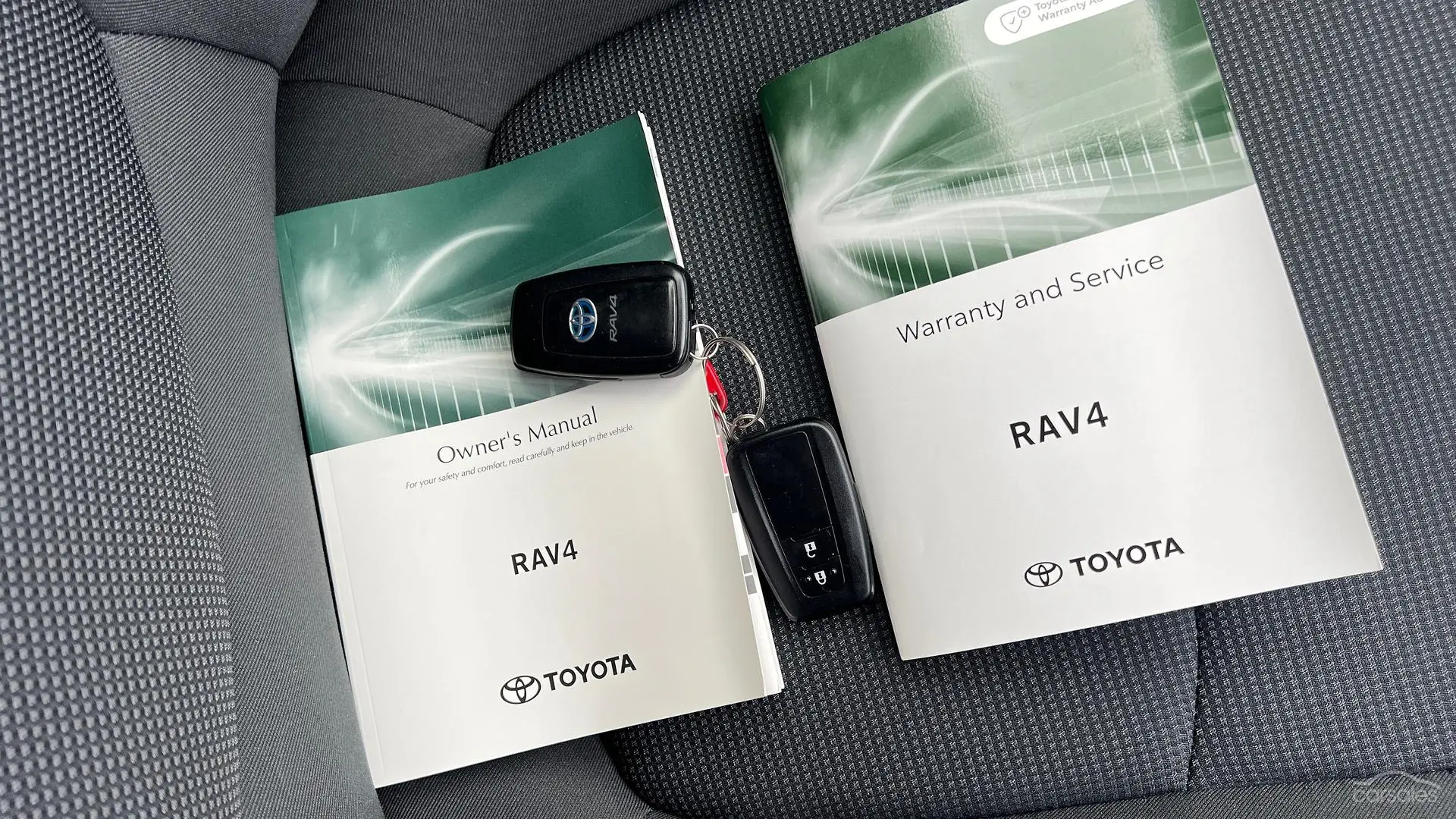 2022 Toyota RAV4 Image 20