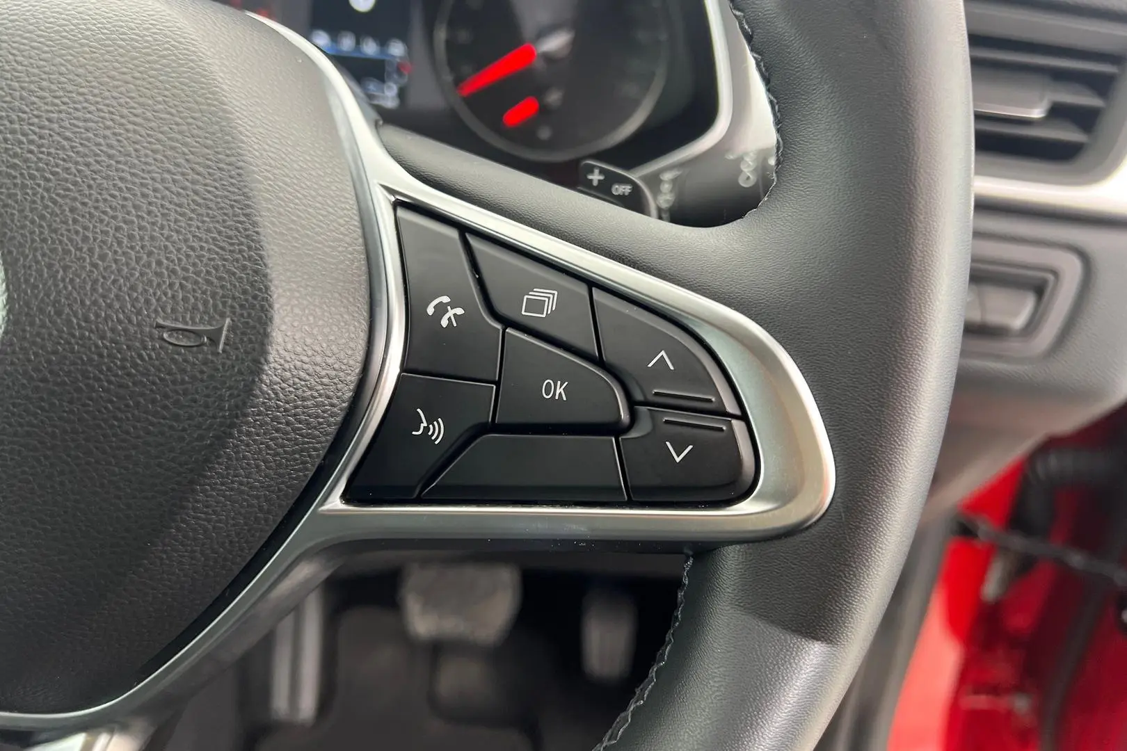 2022 Renault Captur Gallery Image 17