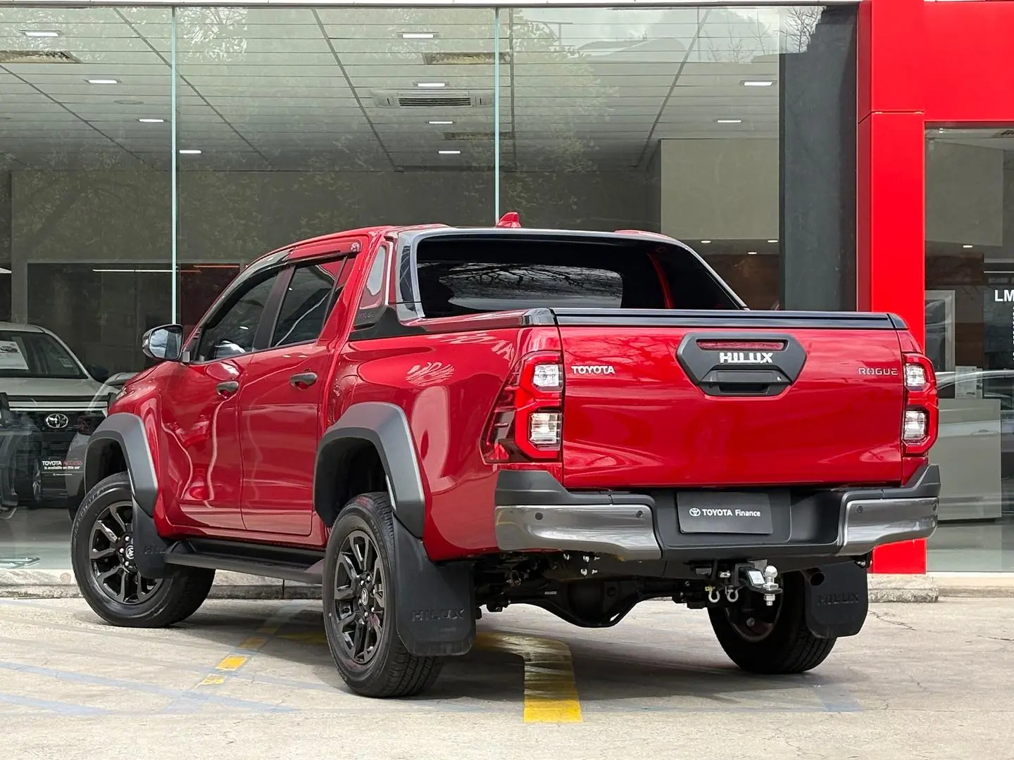 2023 Toyota Hilux Gallery Image 10
