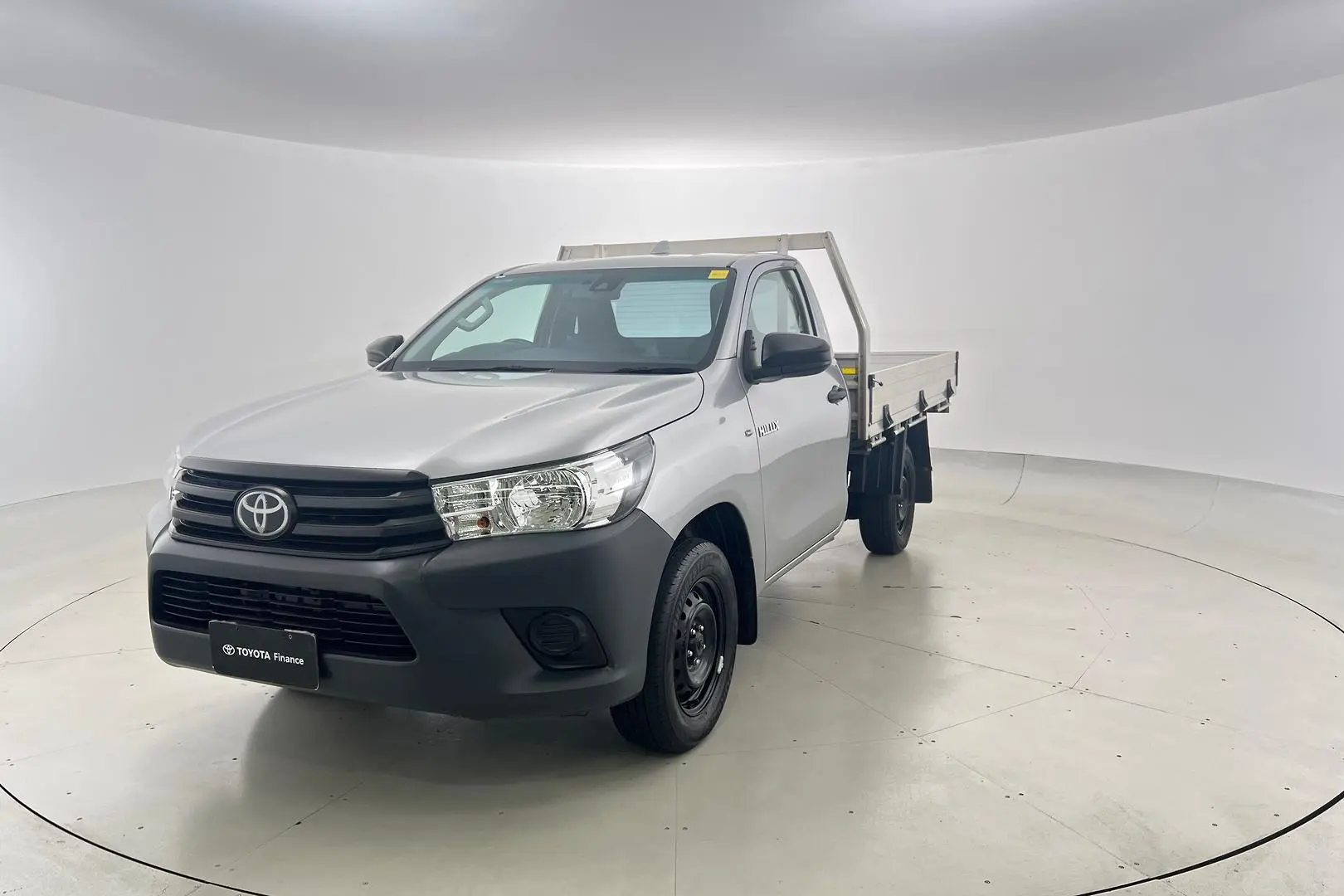 2022 Toyota Hilux Gallery Image 9