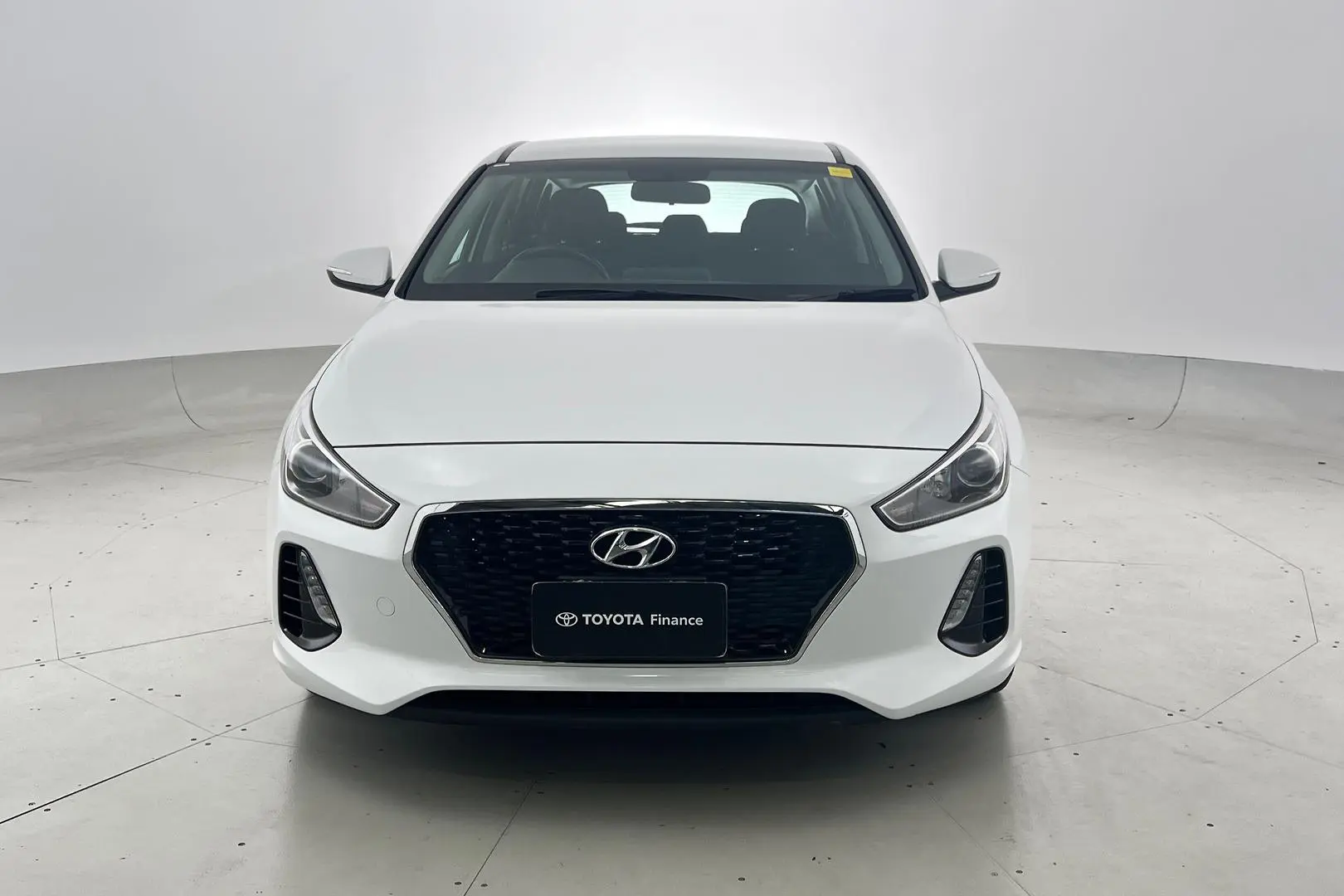 2020 Hyundai i30 Gallery Image 10