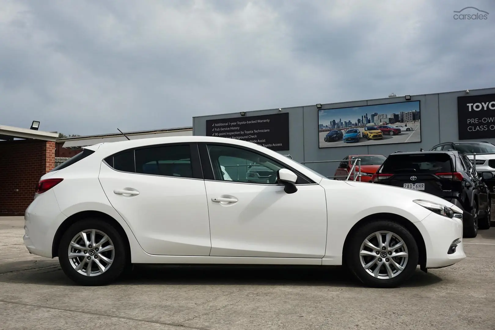 2017 Mazda 3 Image 4