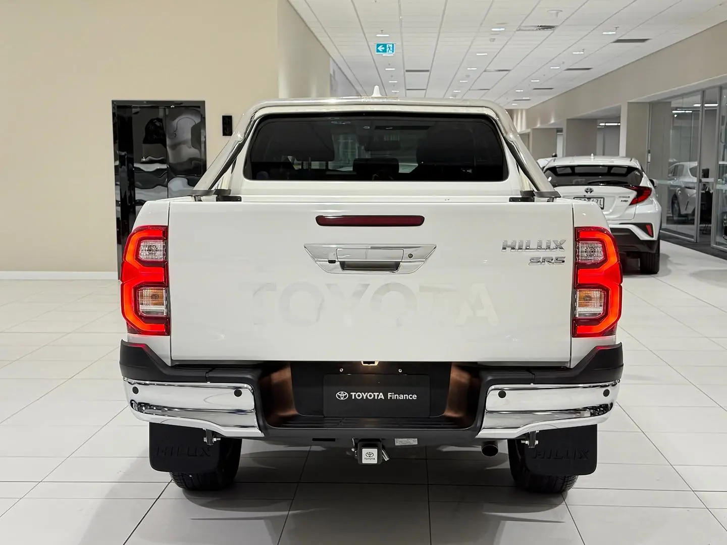 2023 Toyota Hilux Gallery Image 8