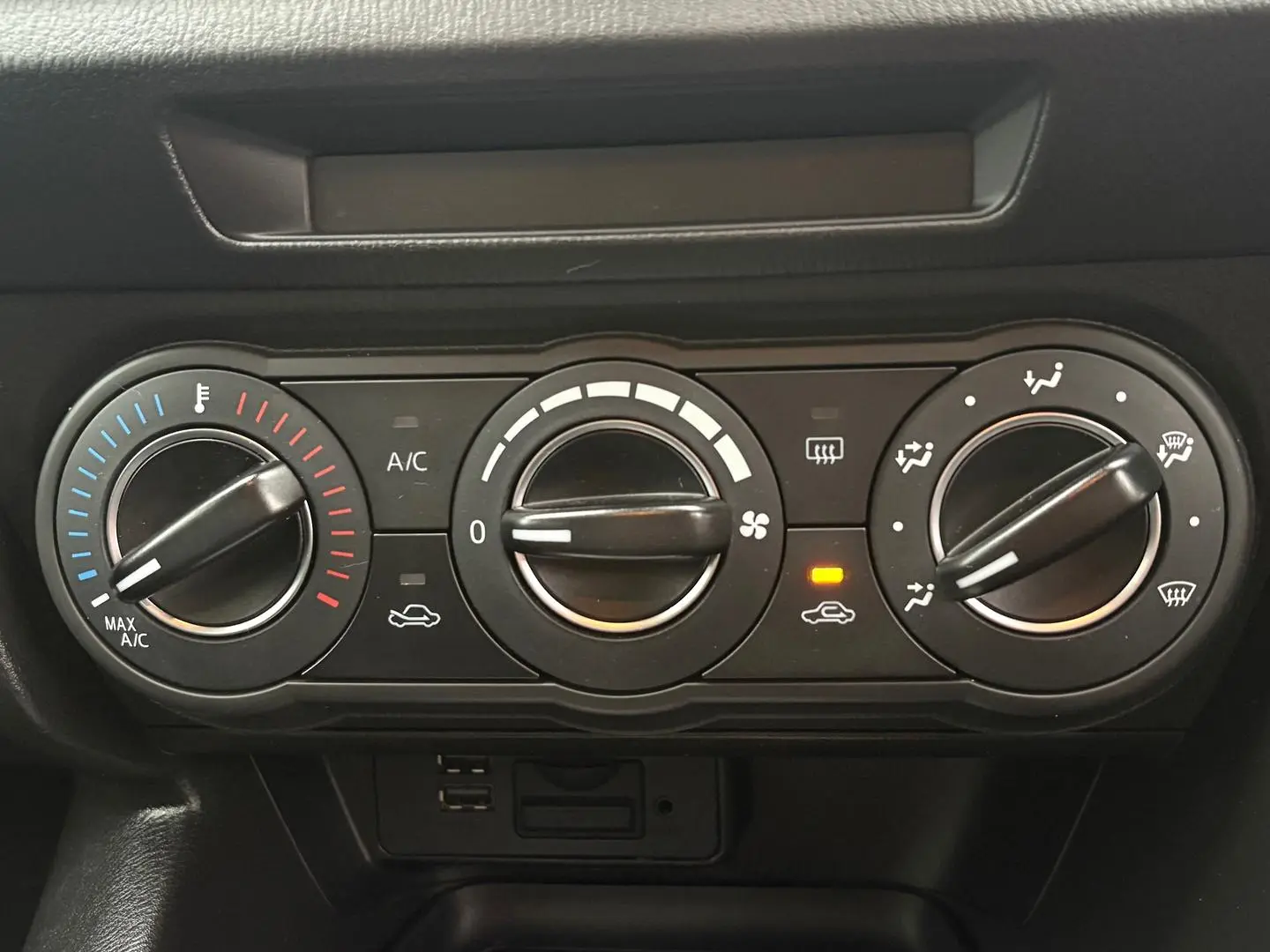 2017 Mazda 3 Gallery Image 13