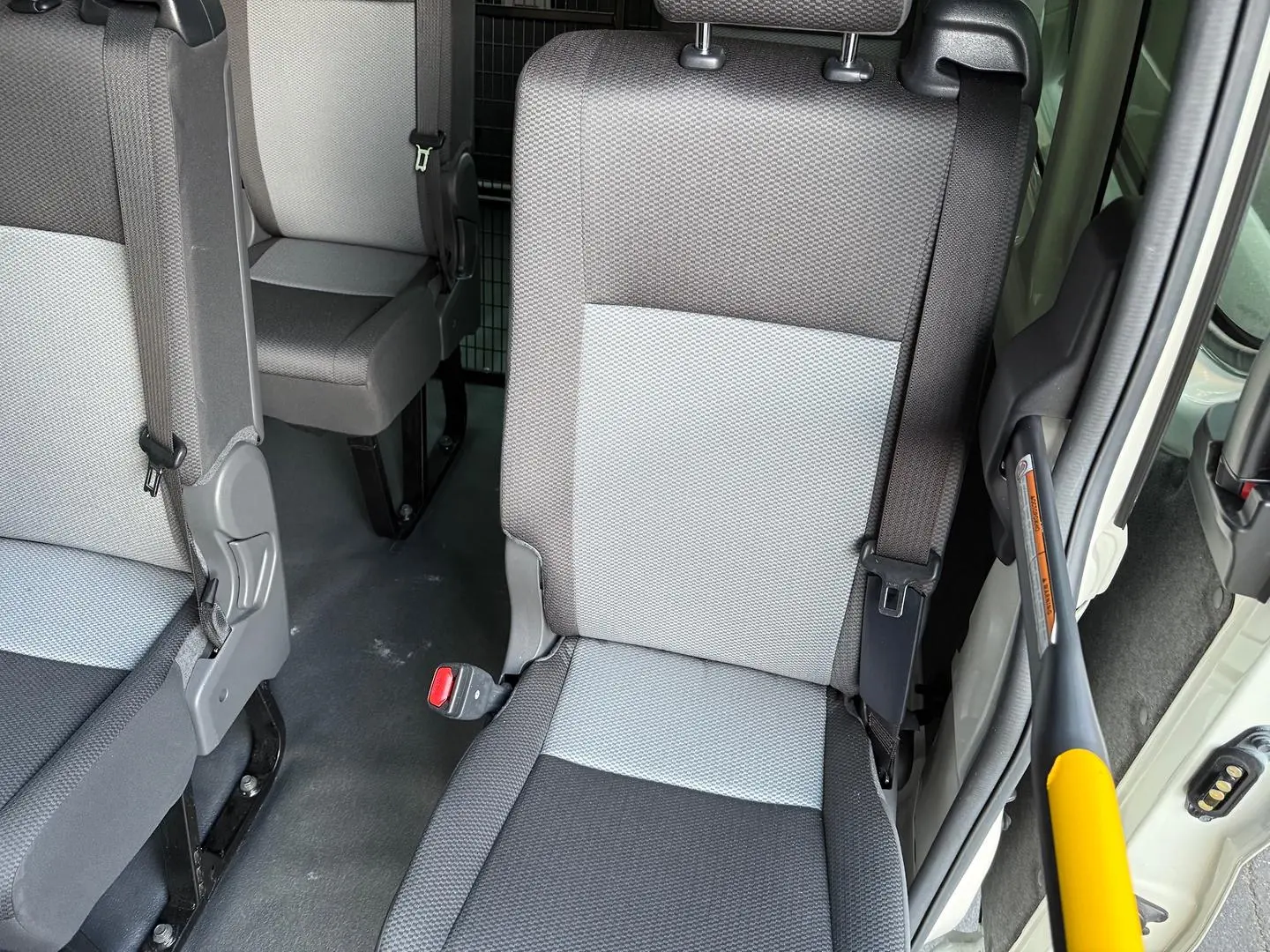 2019 Toyota Hiace Gallery Image 16
