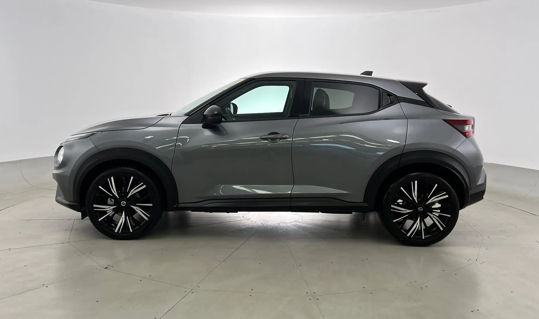 2023 Nissan Juke Gallery Image 8