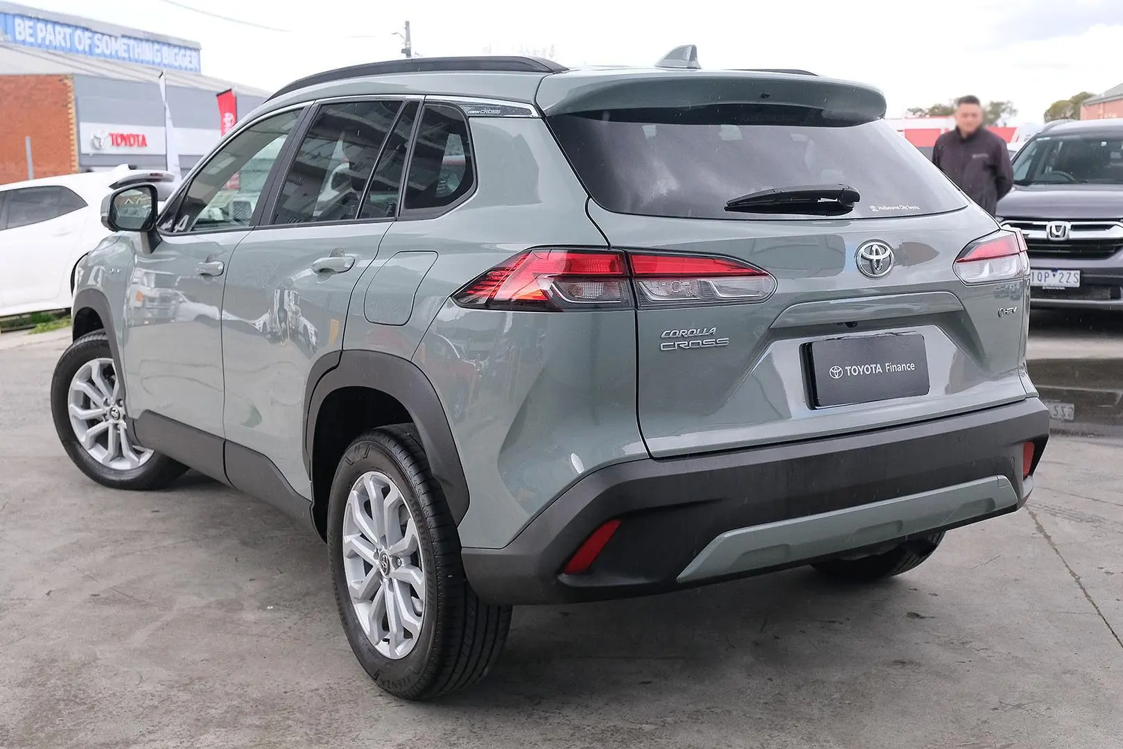 2024 Toyota Corolla Cross Gallery Image 2