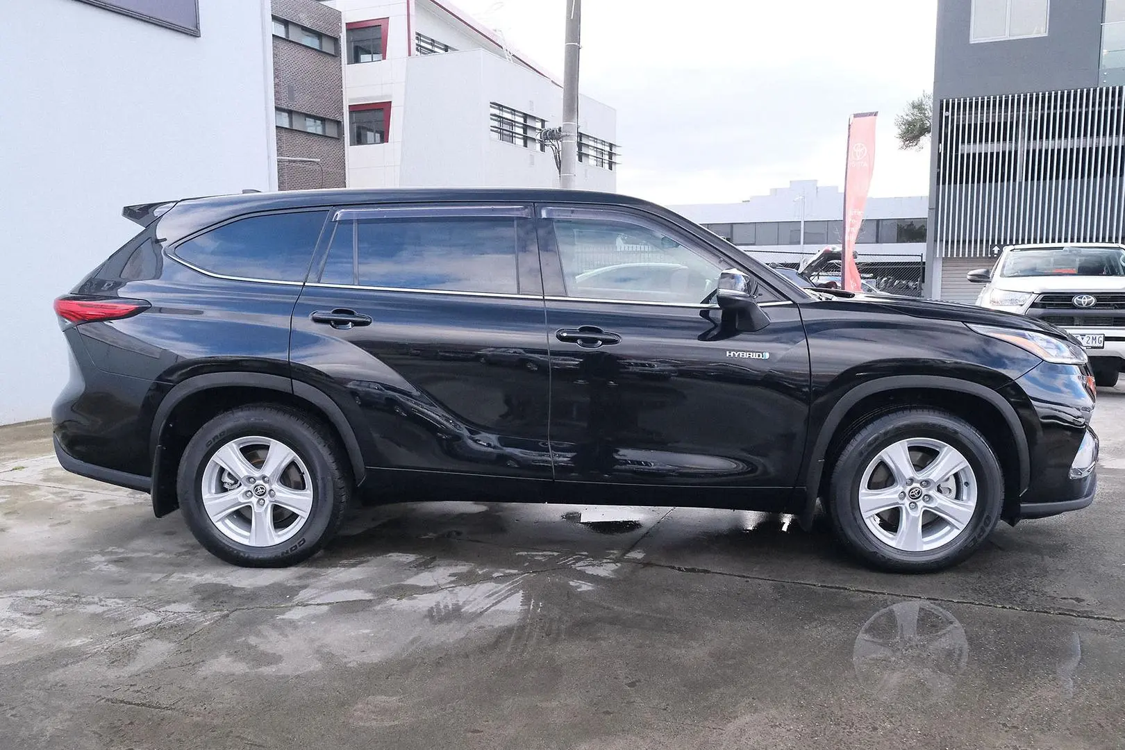 2021 Toyota Kluger Gallery Image 5