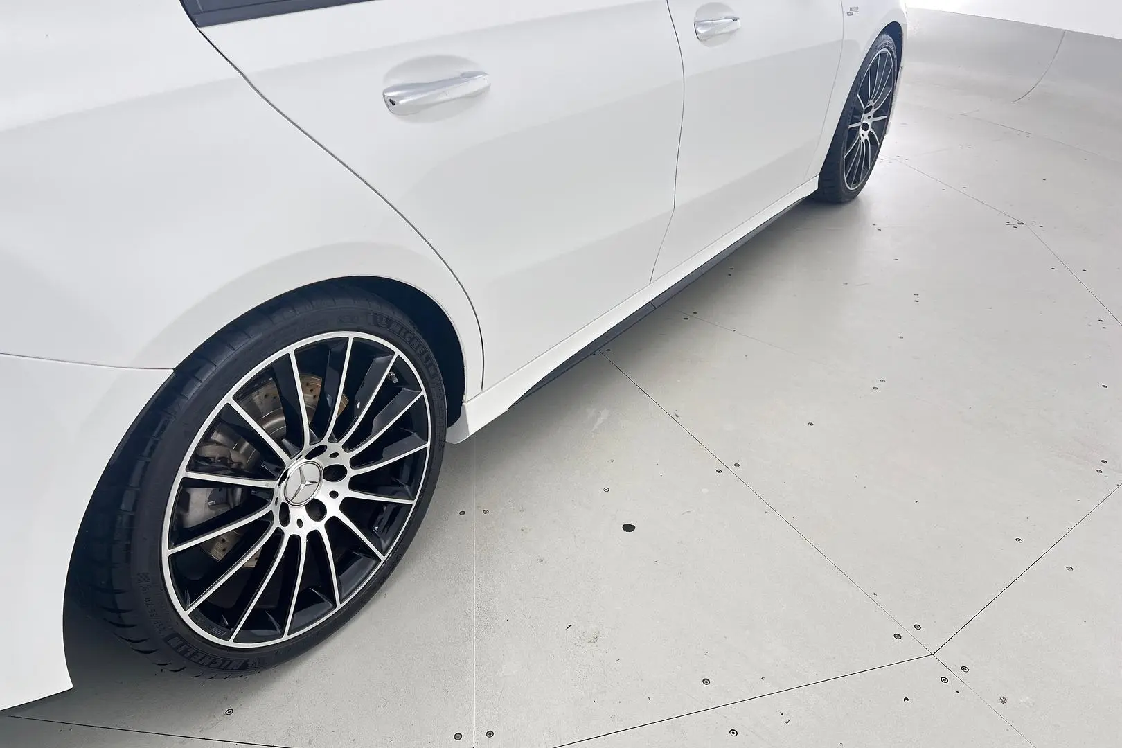 2020 Mercedes-Benz A-Class Gallery Image 19