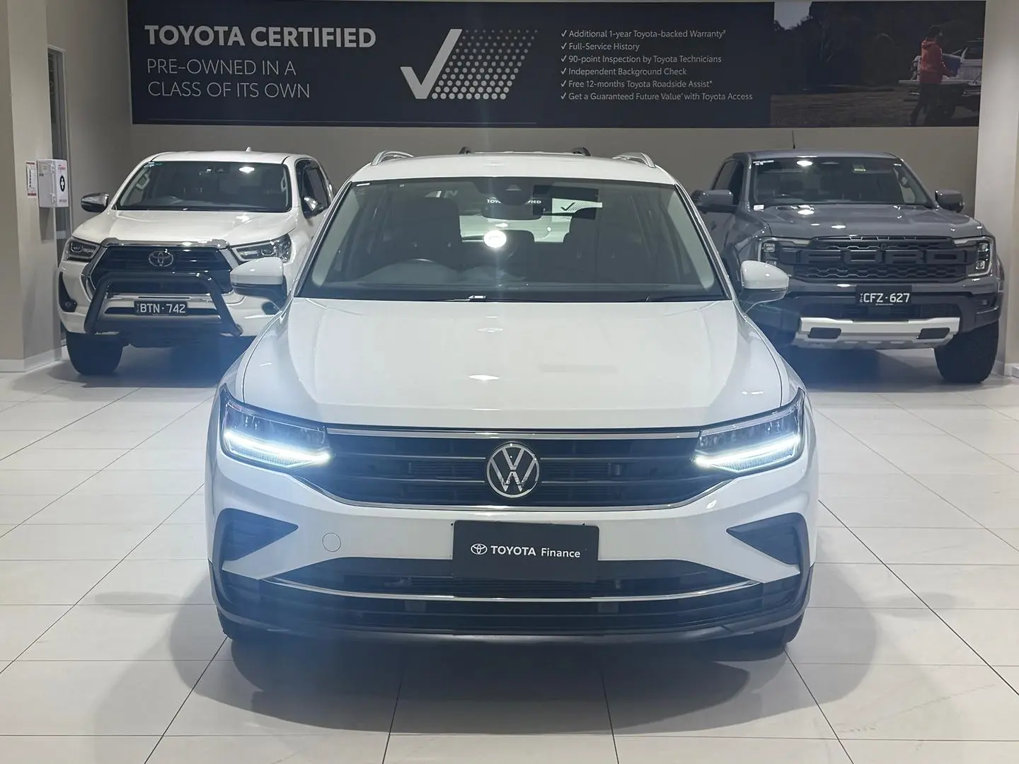 2022 Volkswagen Tiguan Gallery Image 4
