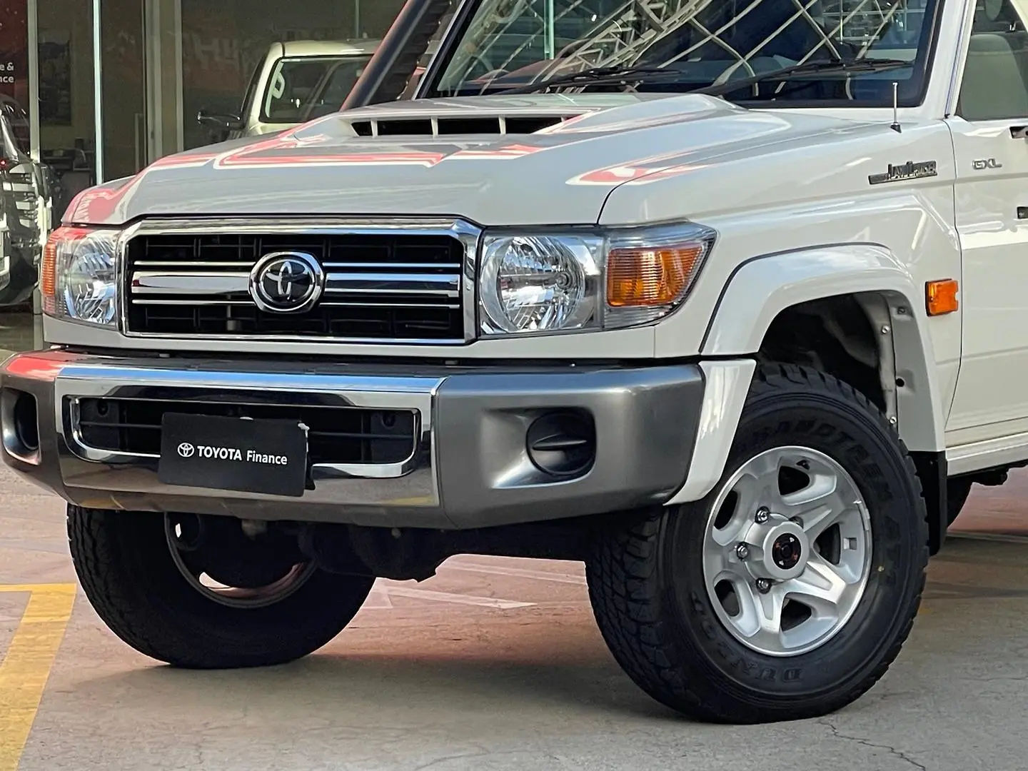 2023 Toyota Landcruiser Gallery Image 6