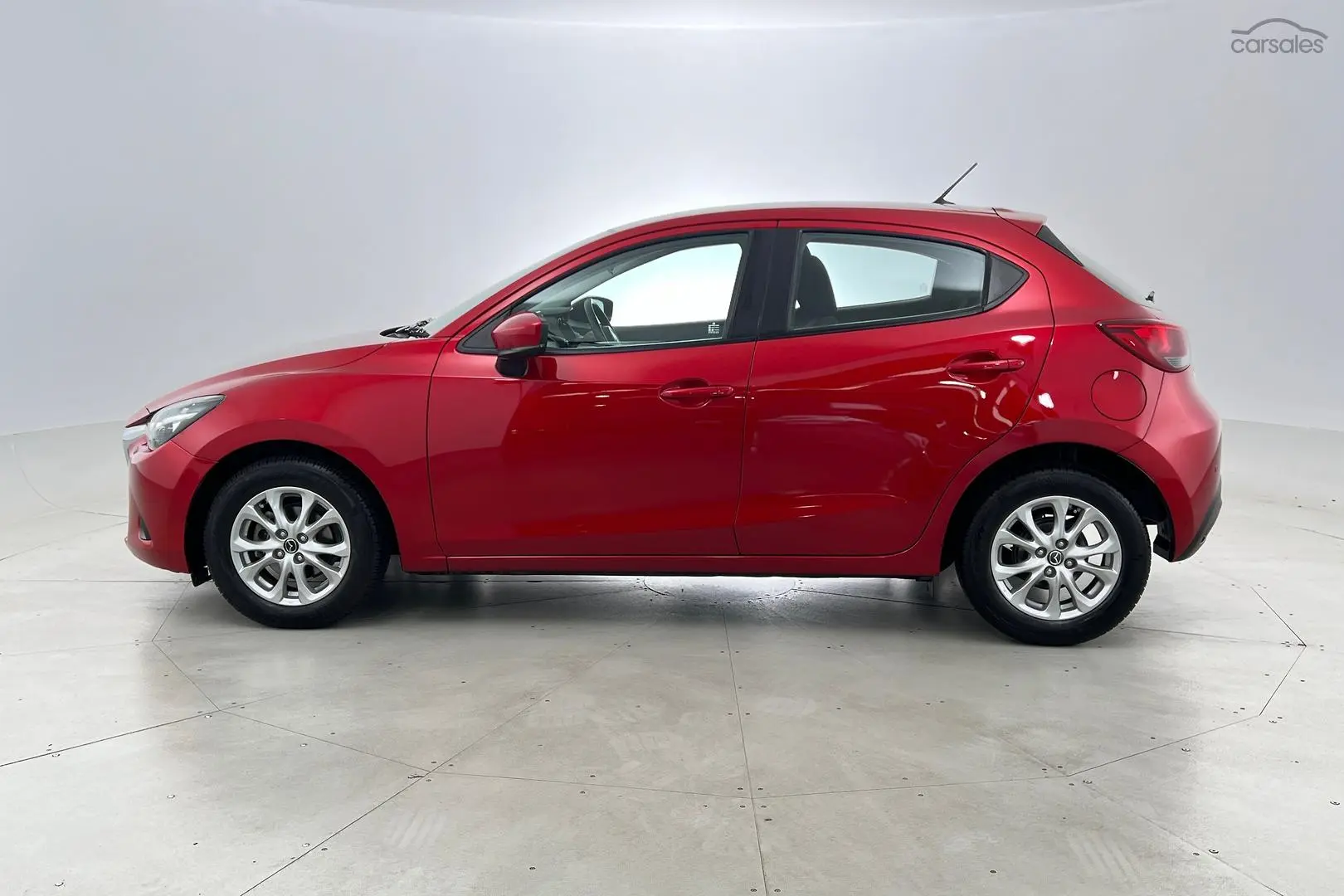 2017 Mazda 2 Image 8