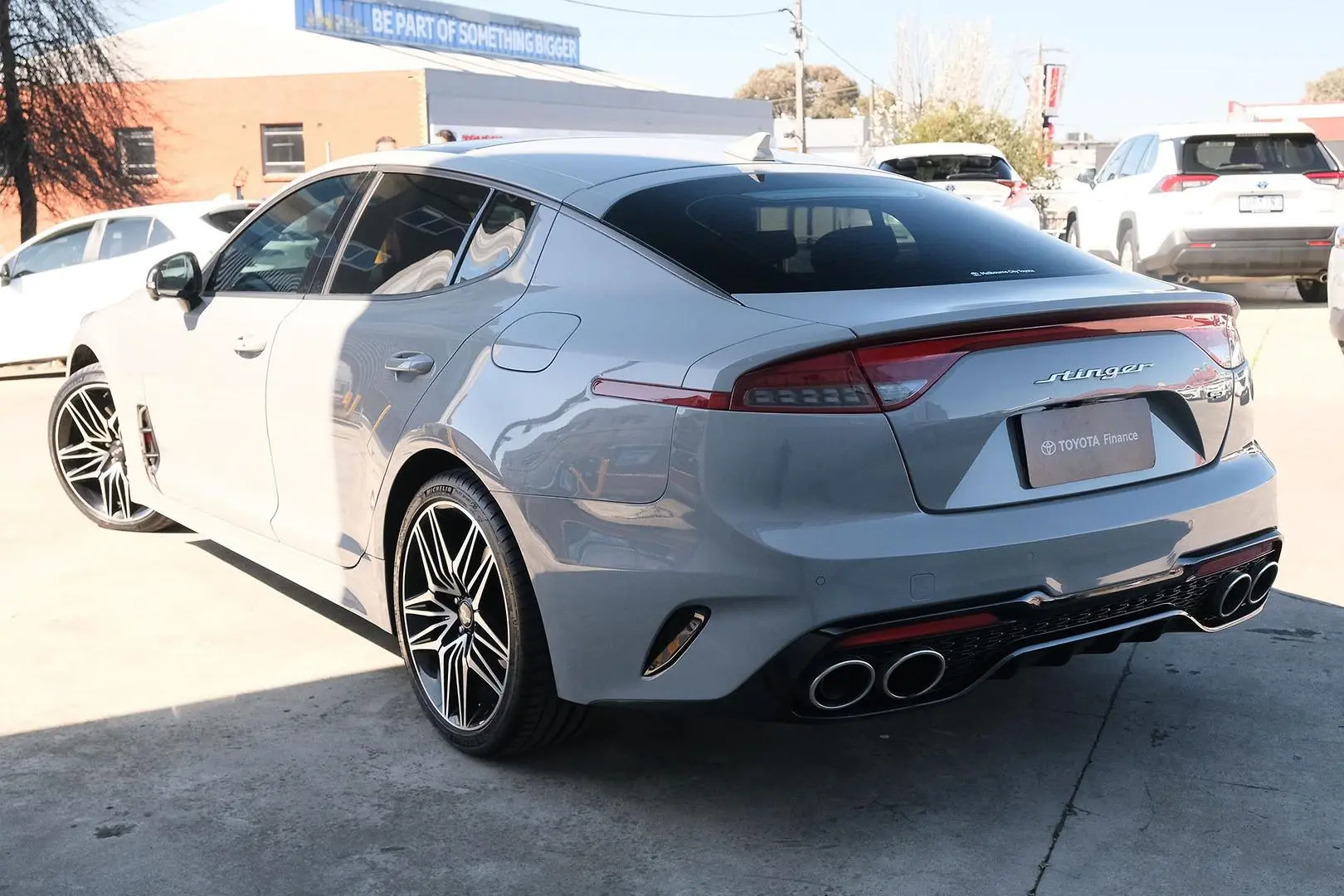 2023 Kia Stinger Gallery Image 2