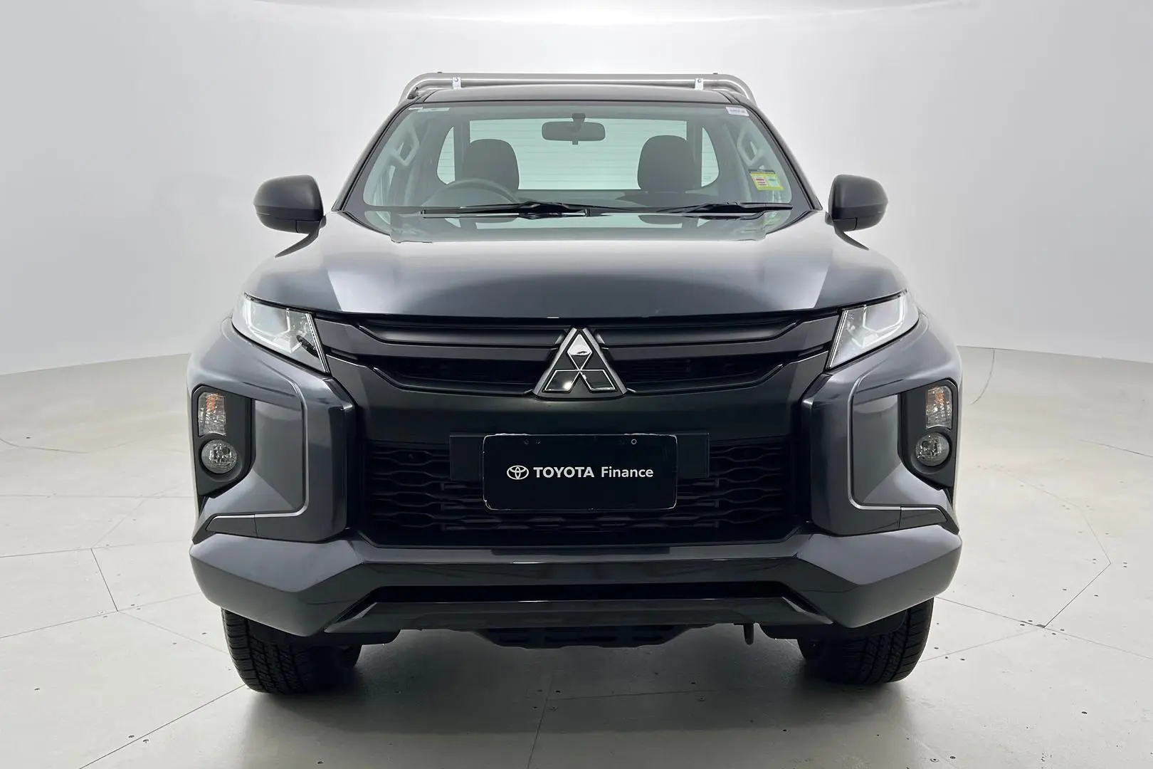 2023 Mitsubishi Triton Gallery Image 10