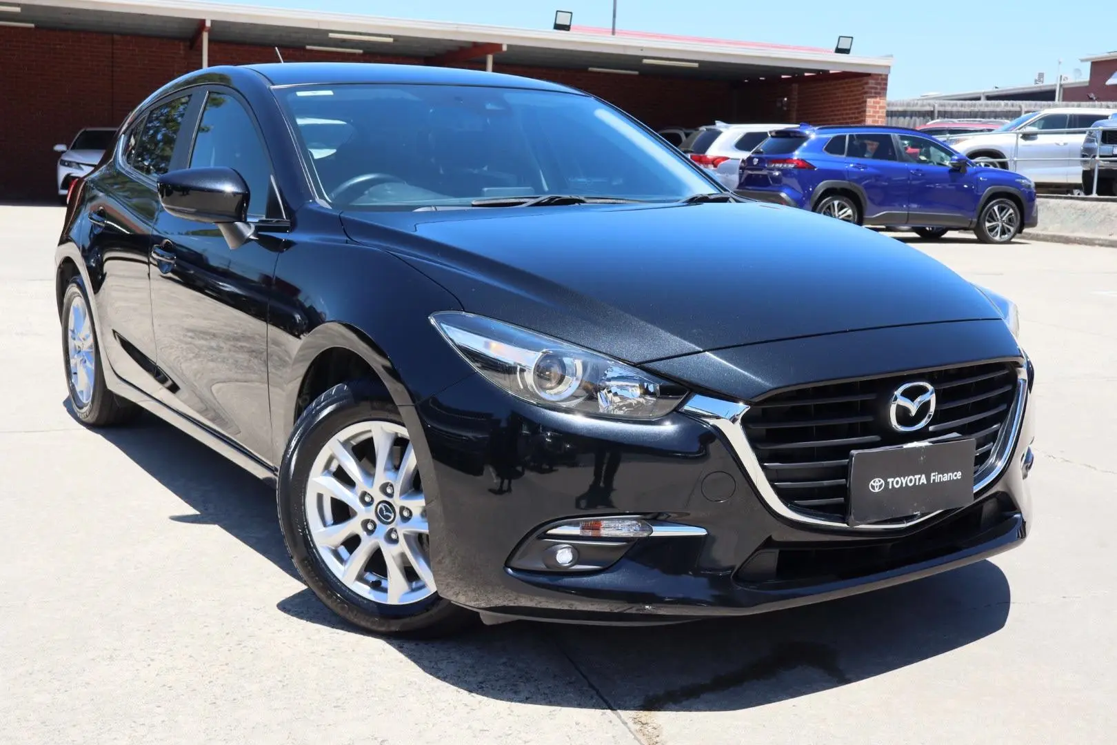 2018 Mazda 3 Gallery Image 1