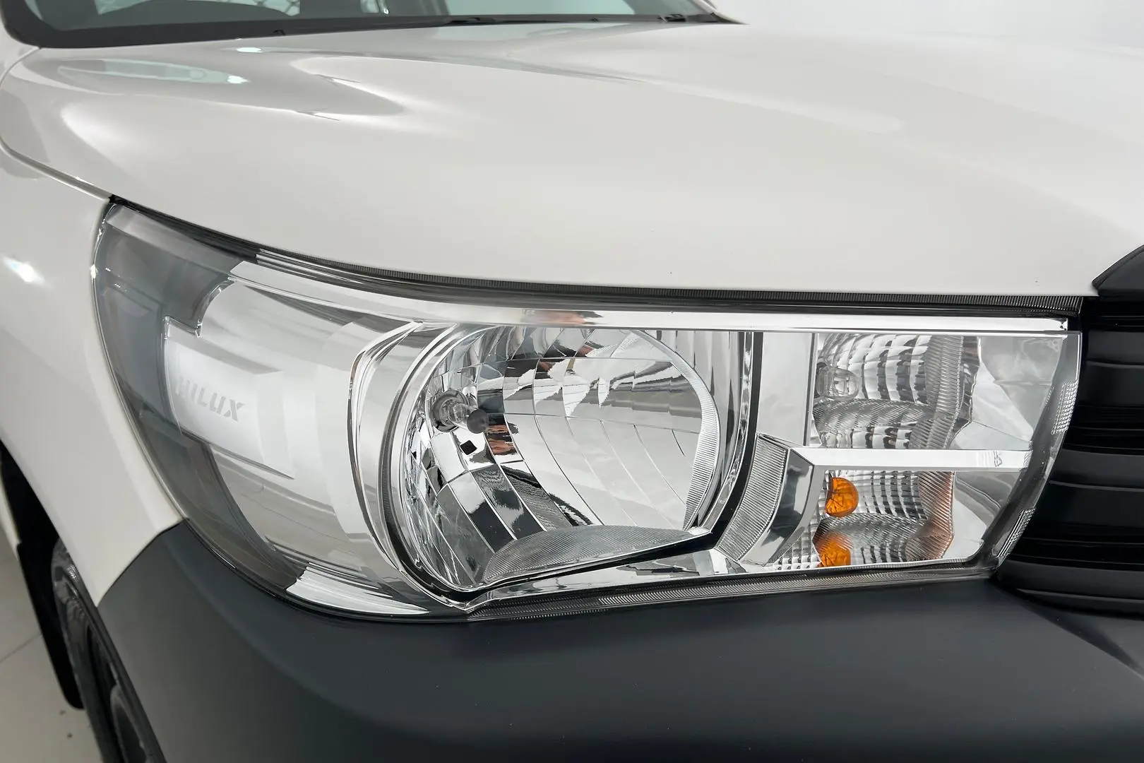 2021 Toyota Hilux Gallery Image 2