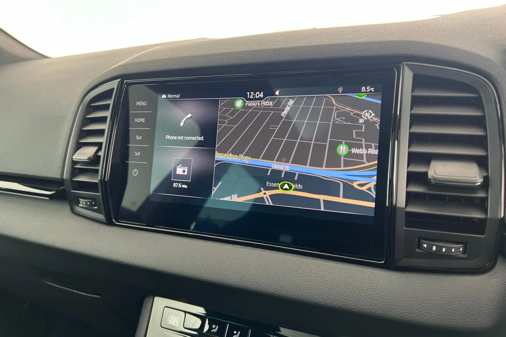 2023 SKODA Karoq Gallery Image 15