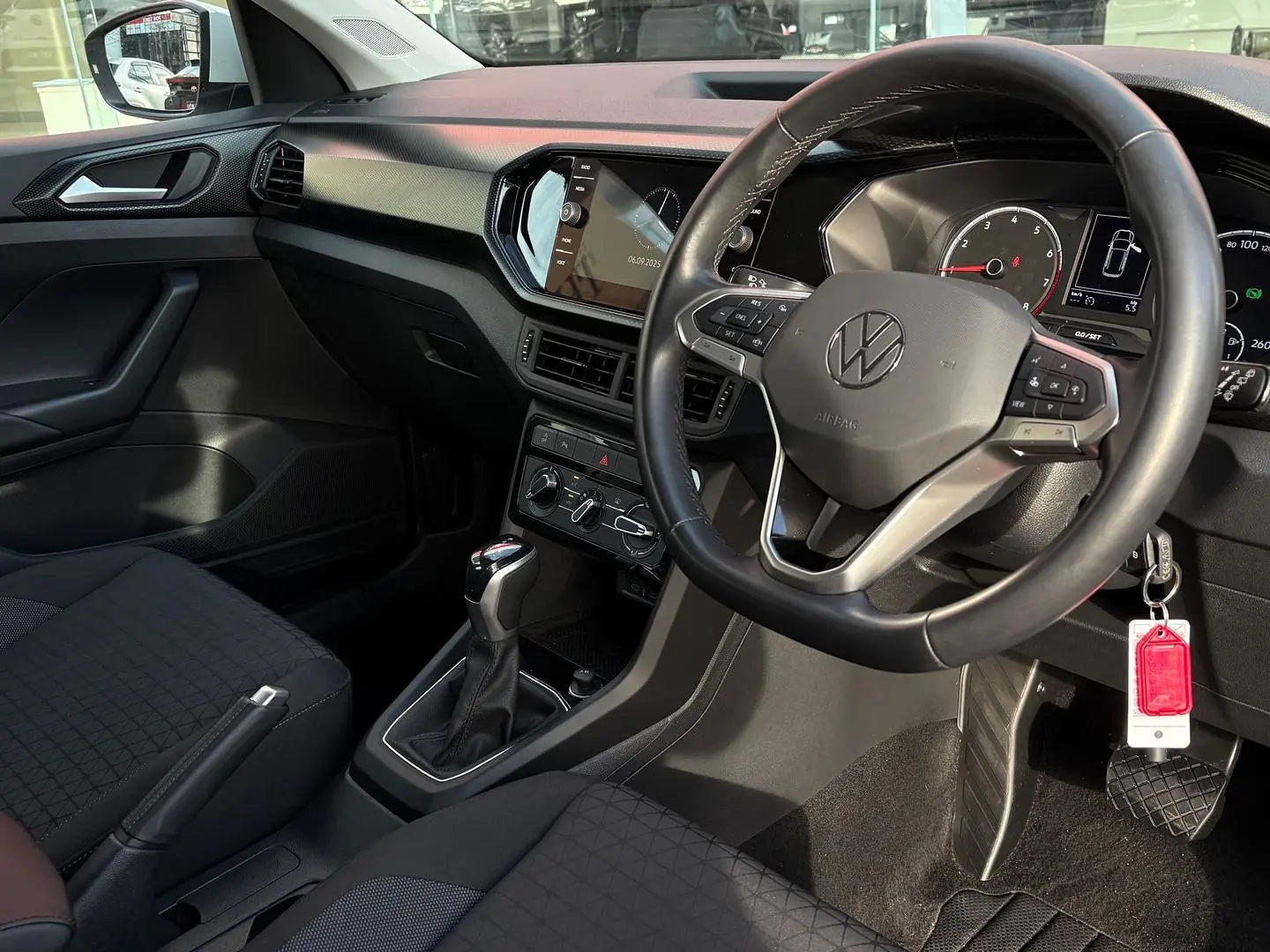 2022 Volkswagen T-Cross Gallery Image 12