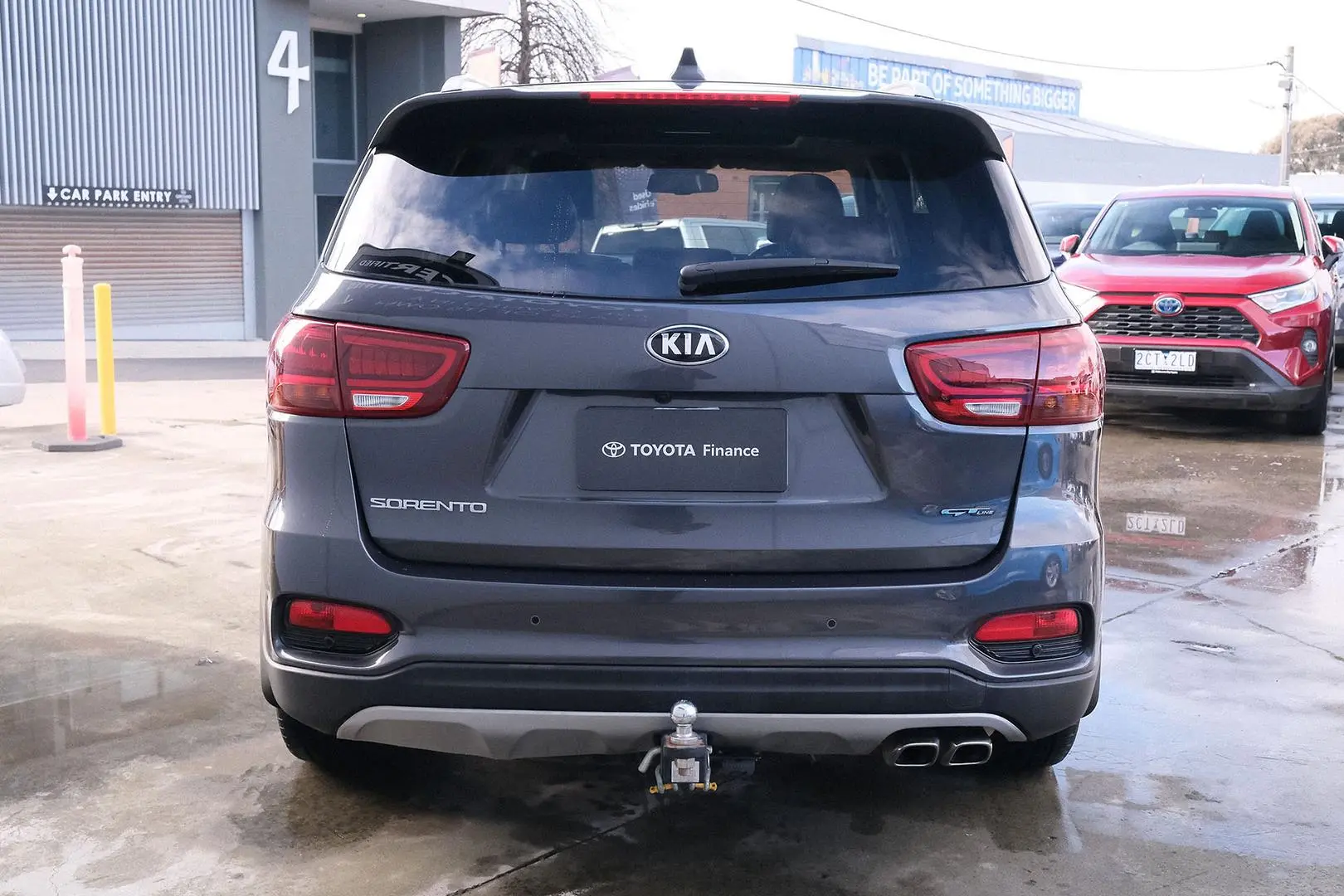 2018 Kia Sorento Gallery Image 4