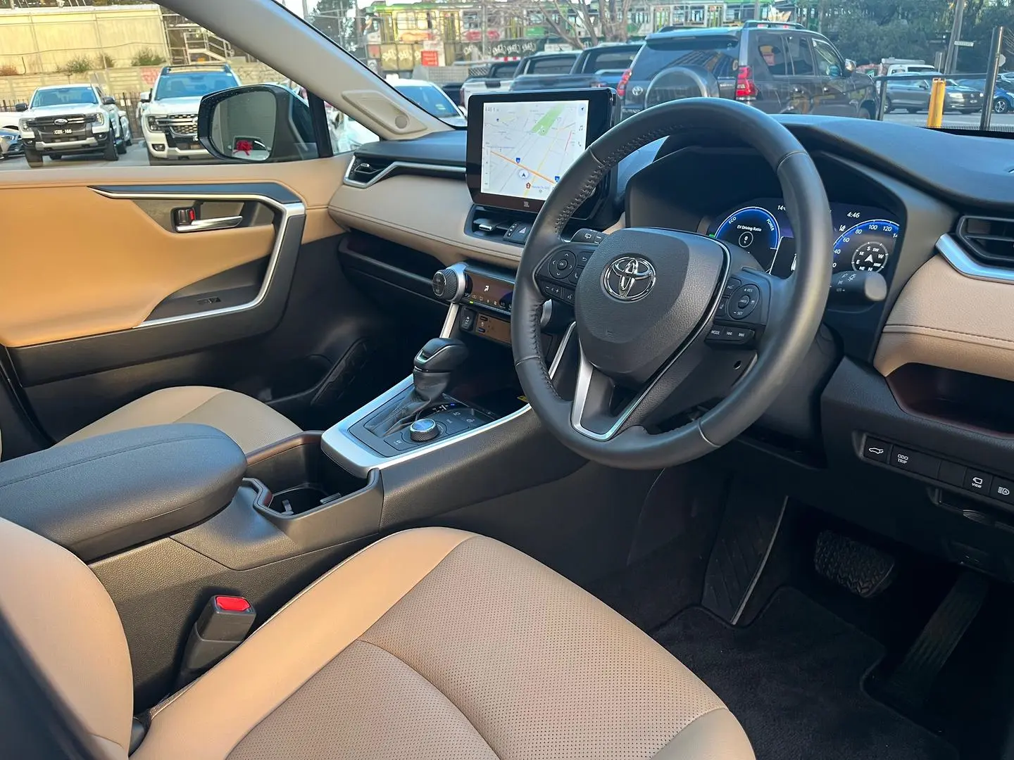 2024 Toyota RAV4 Gallery Image 11
