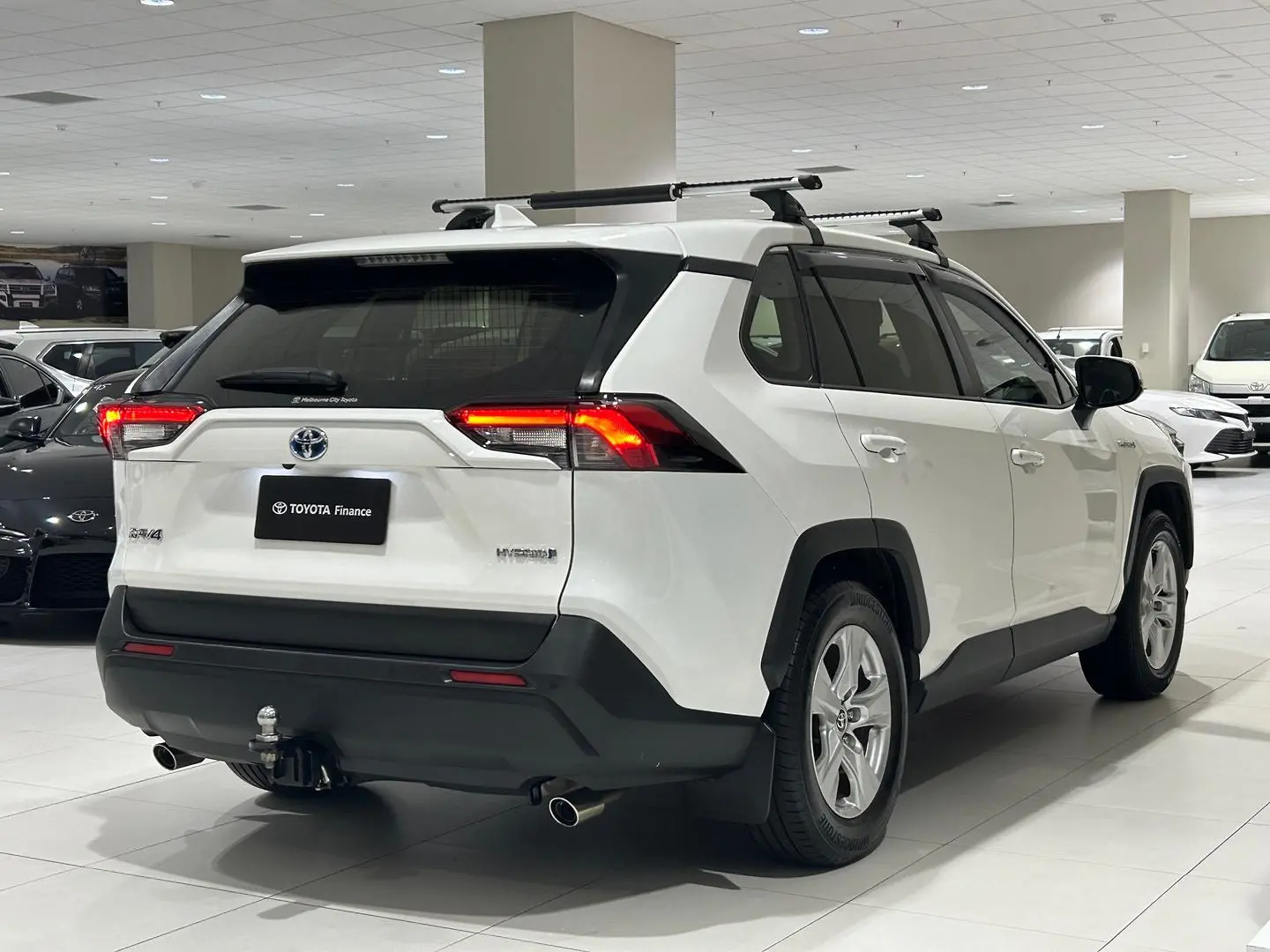 2020 Toyota RAV4 Gallery Image 10