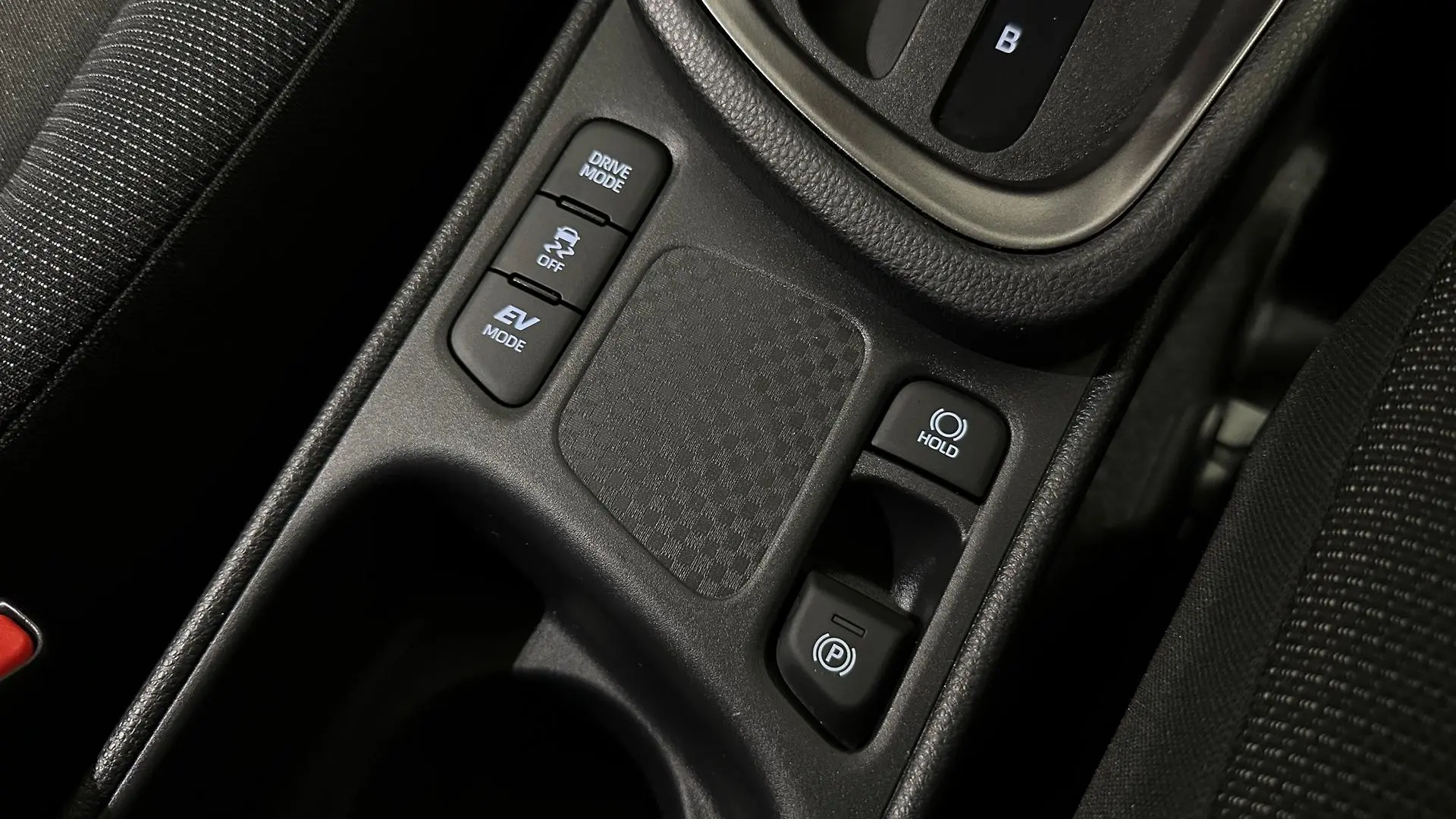 2024 Toyota Yaris Cross Gallery Image 19
