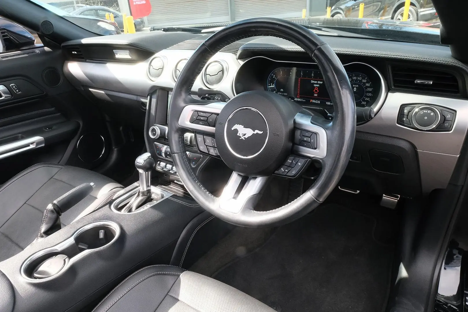 2018 Ford Mustang Gallery Image 8