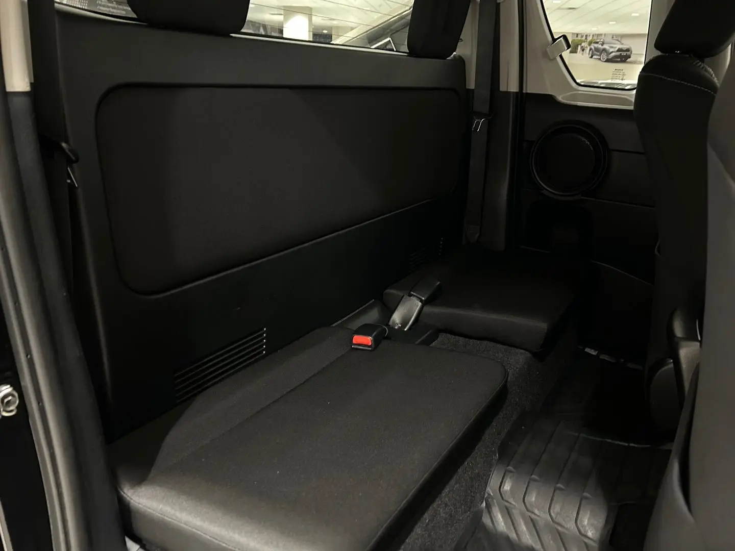 2023 Toyota Hilux Gallery Image 15