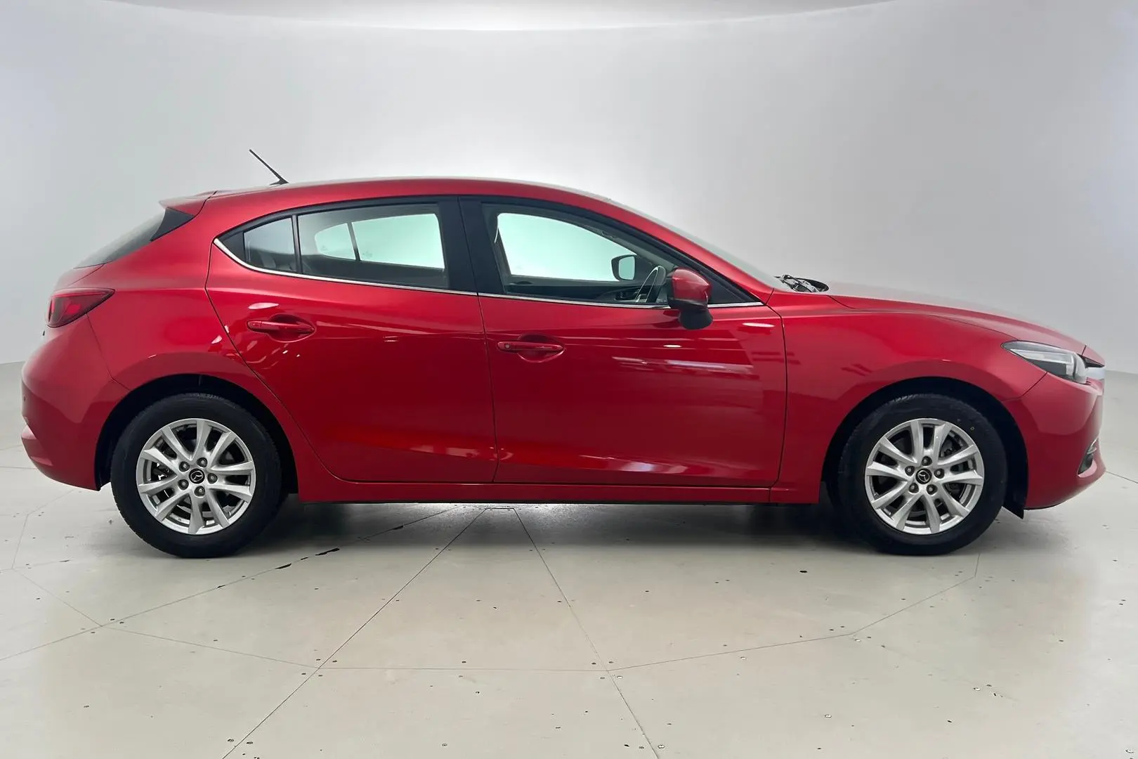 2017 Mazda 3 Gallery Image 3