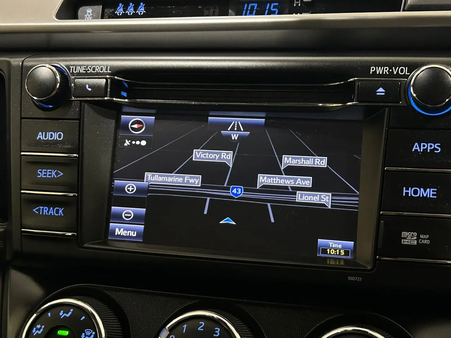 2017 Toyota RAV4 Gallery Image 15