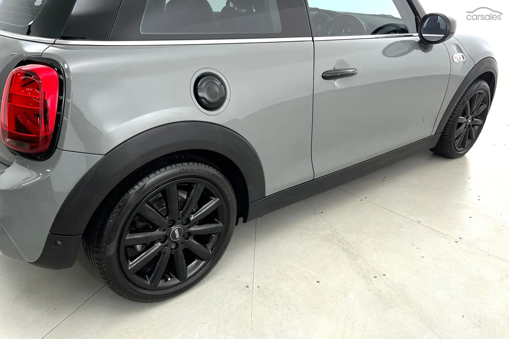 2020 MINI Hatch Image 11