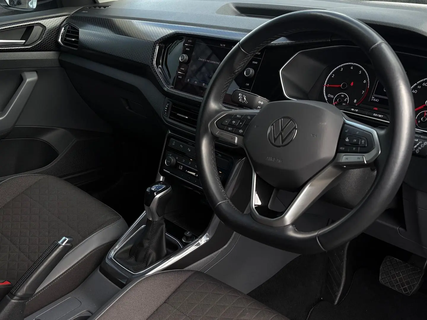 2021 Volkswagen T-Cross Gallery Image 12