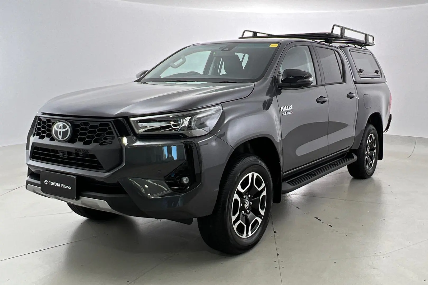 2024 Toyota Hilux Gallery Image 9