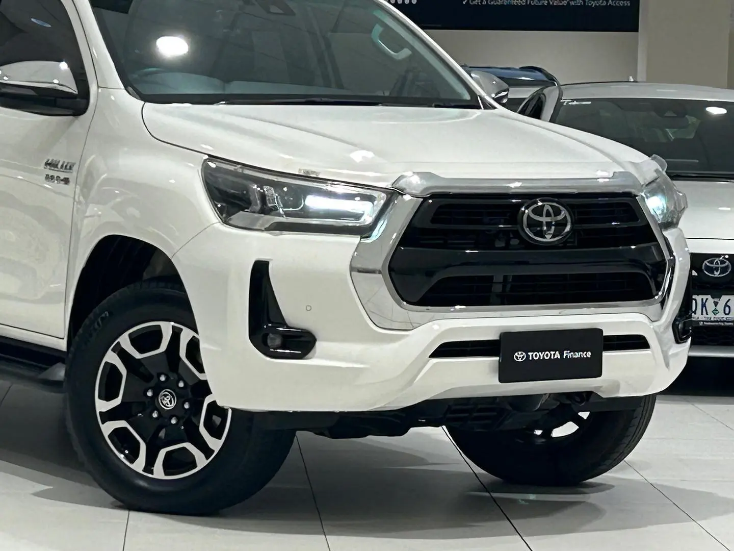 2021 Toyota Hilux Gallery Image 3