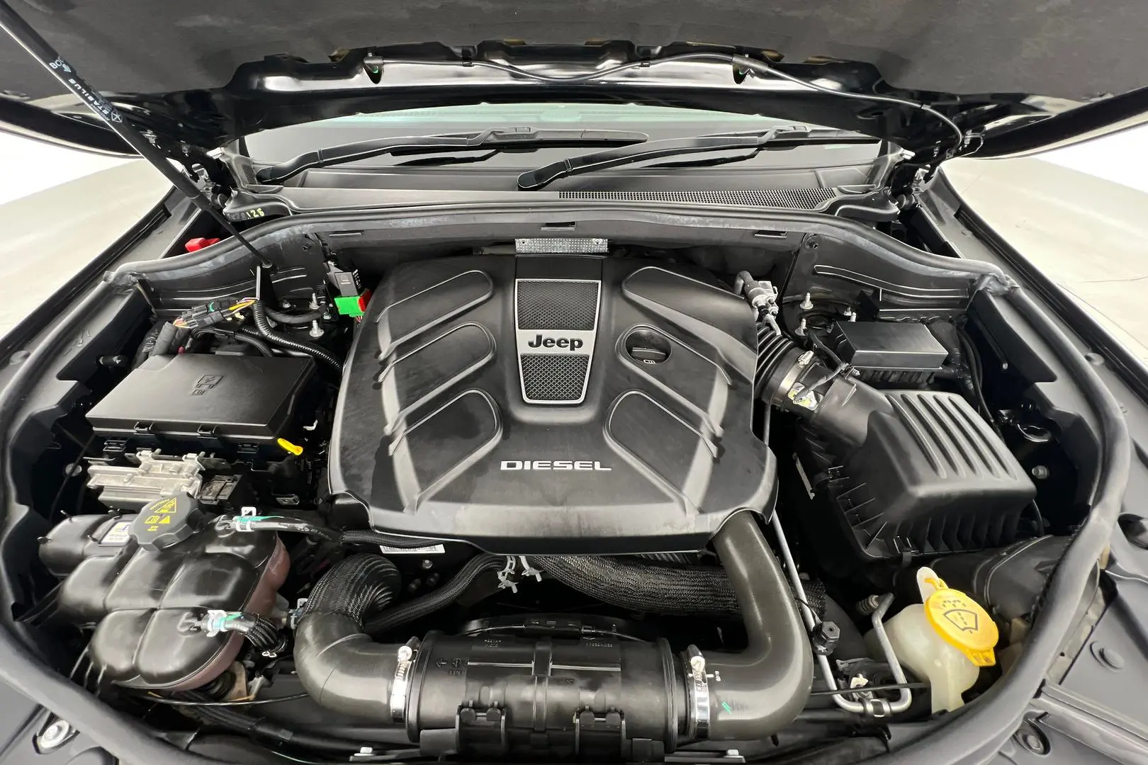 2021 Jeep Grand Cherokee Gallery Image 21