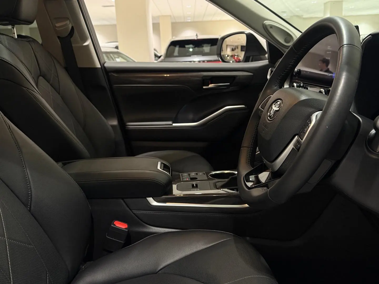 2024 Toyota Kluger Gallery Image 12