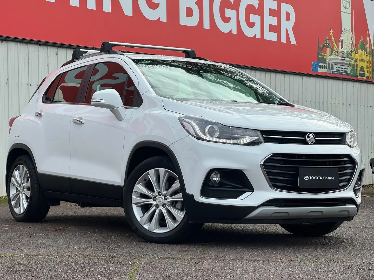 2017 Holden Trax Image 1
