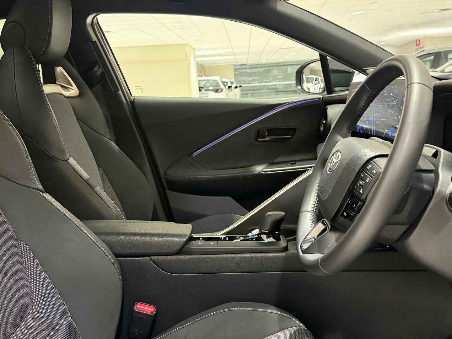 2024 Toyota C-HR Gallery Image 11