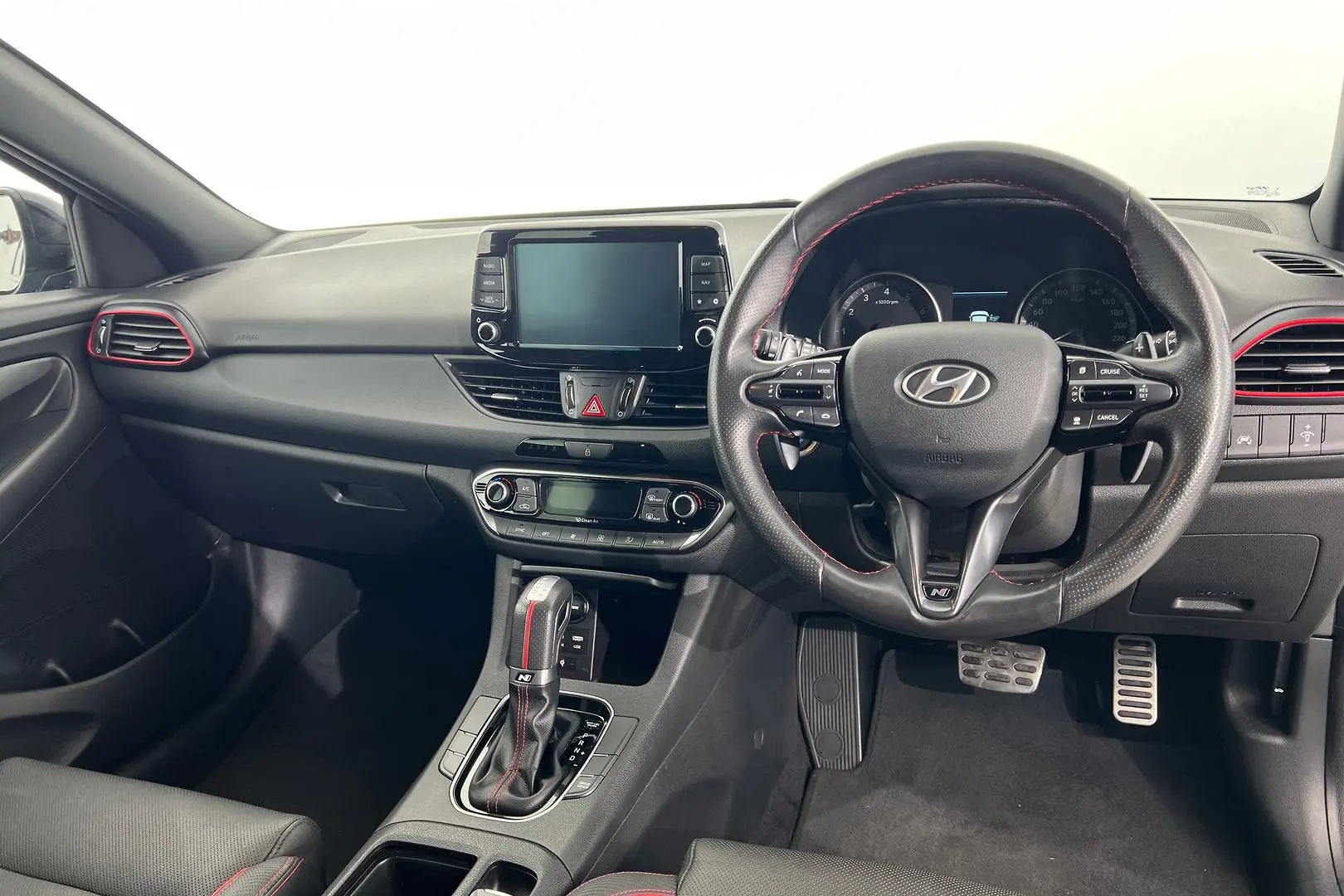 2018 Hyundai I30 Gallery Image 2