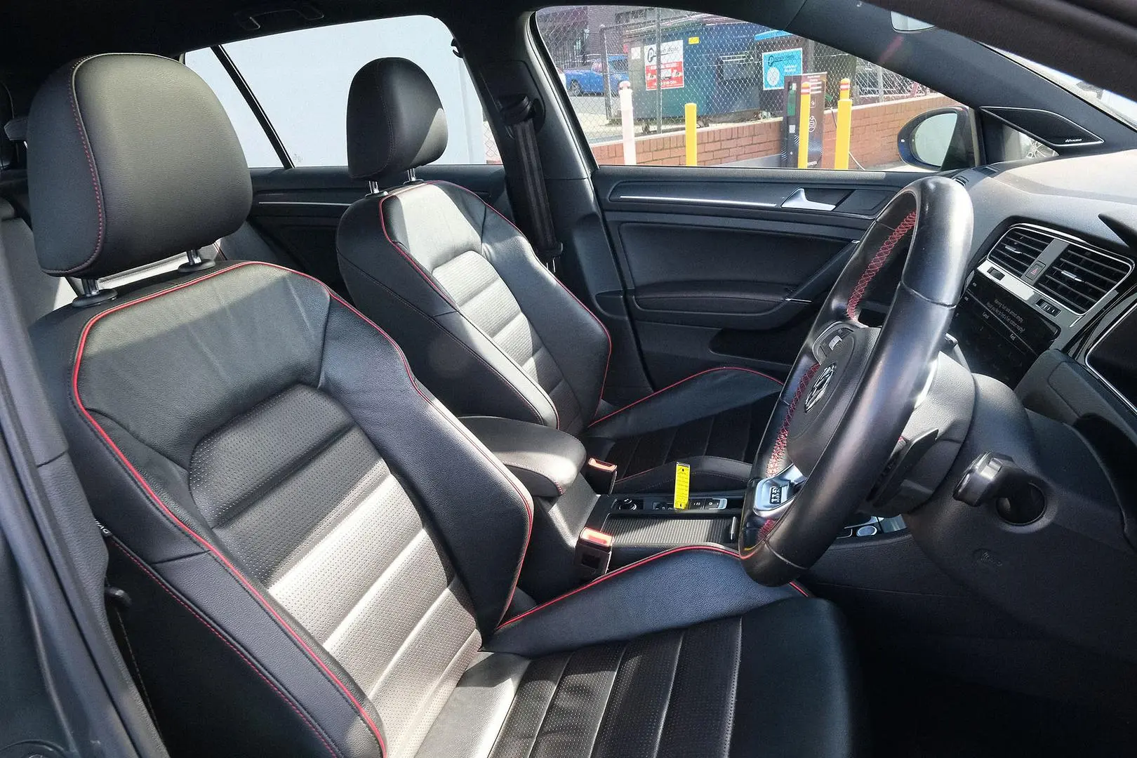 2019 Volkswagen Golf Gallery Image 14