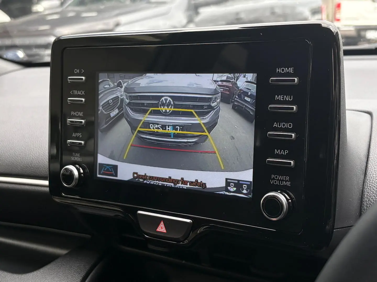 2022 Toyota Yaris Gallery Image 15