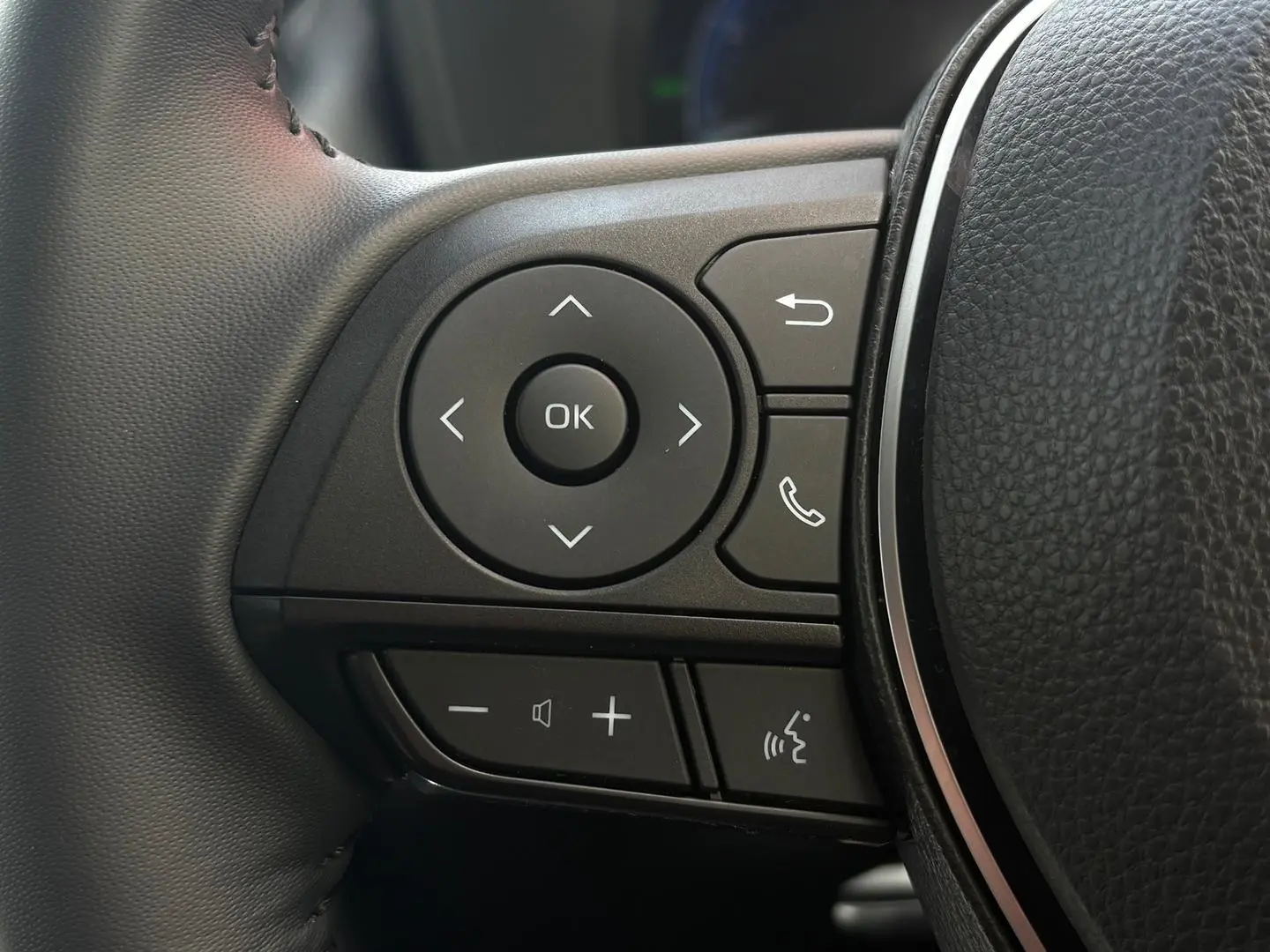 2024 Toyota RAV4 Gallery Image 20