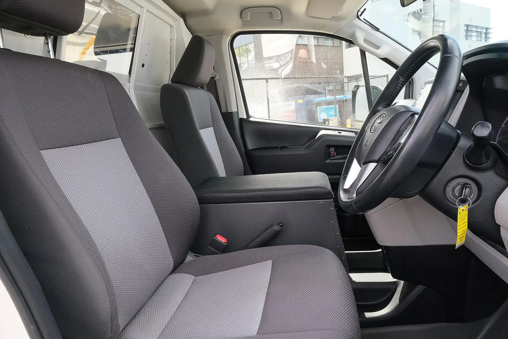 2021 Toyota Hiace Gallery Image 15