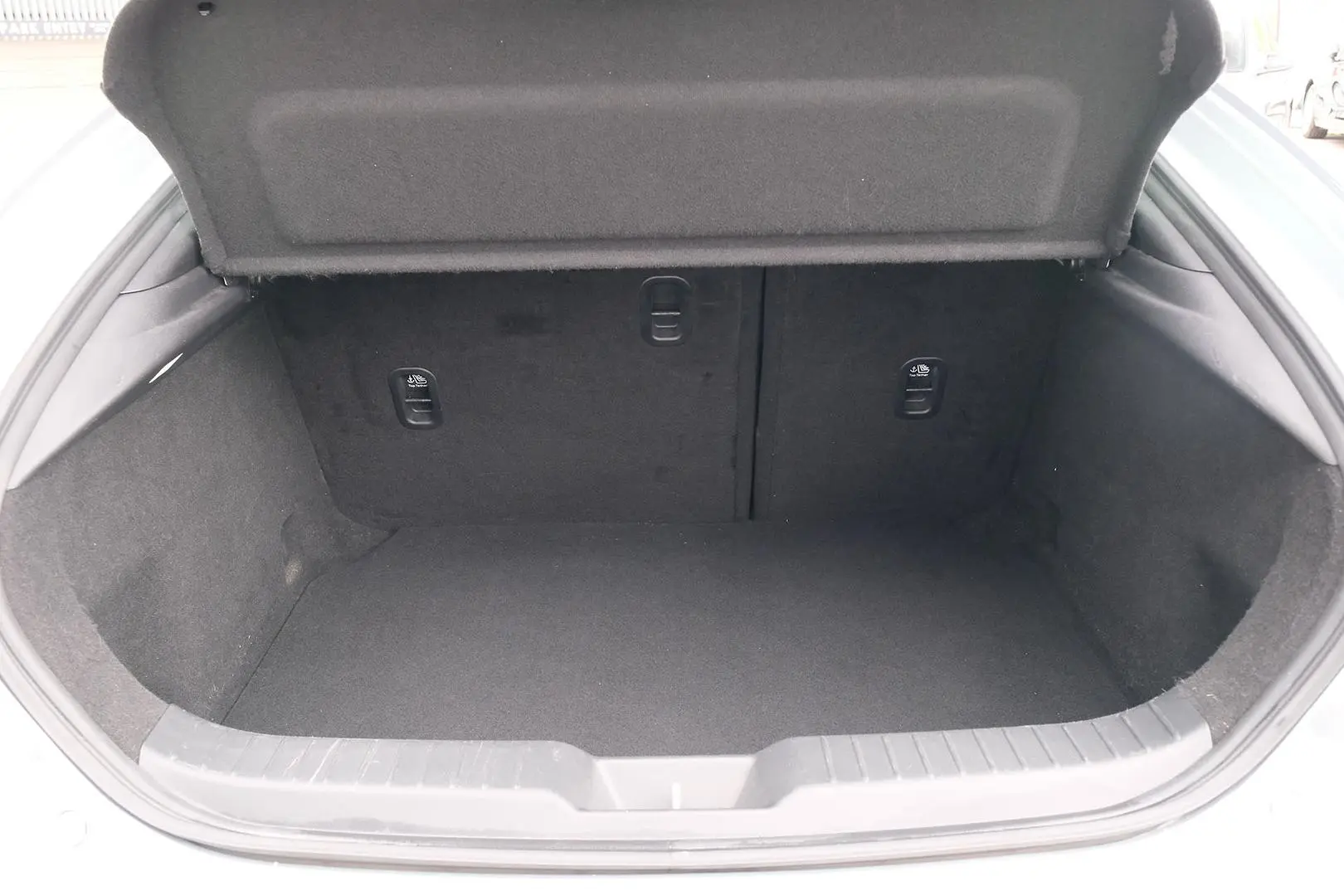 2019 Mazda 3 Gallery Image 10