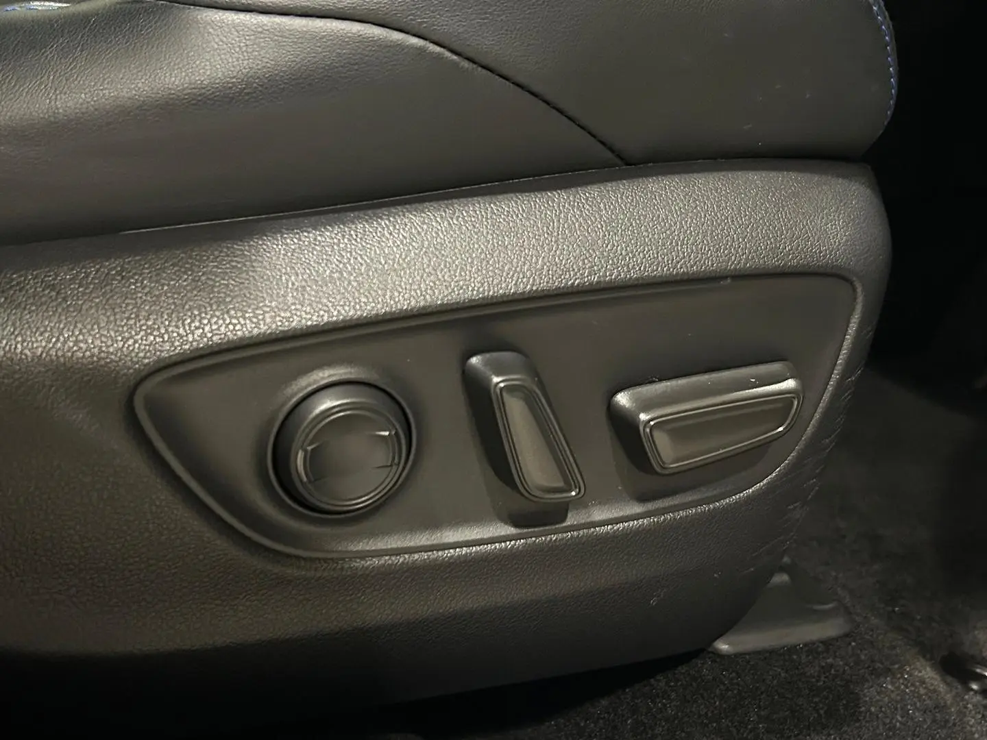 2024 Toyota RAV4 Gallery Image 21