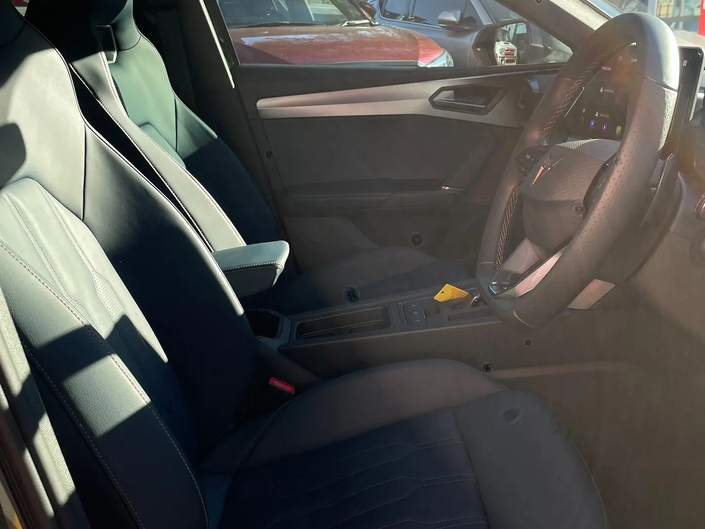 2024 CUPRA Leon Gallery Image 10