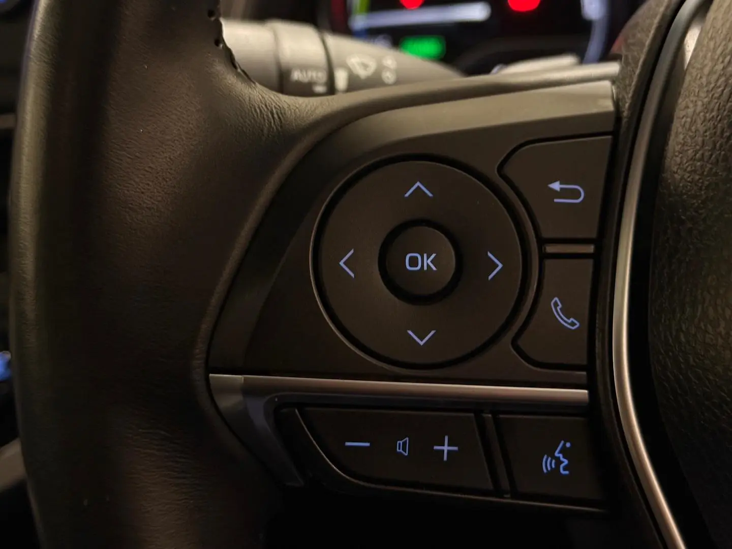 2021 Toyota Camry Gallery Image 25