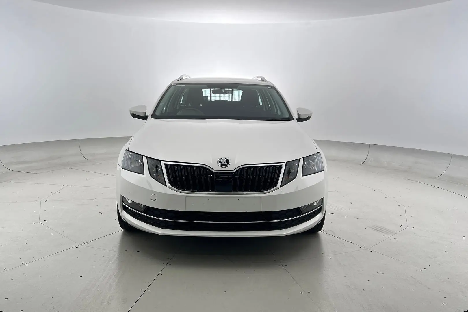 2020 SKODA Octavia Gallery Image 2