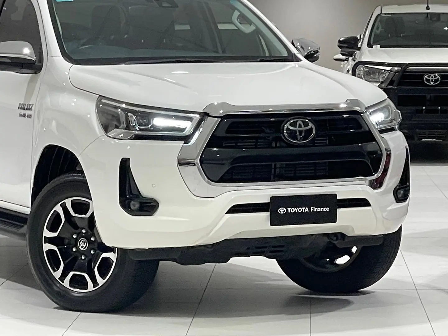 2020 Toyota Hilux Gallery Image 3